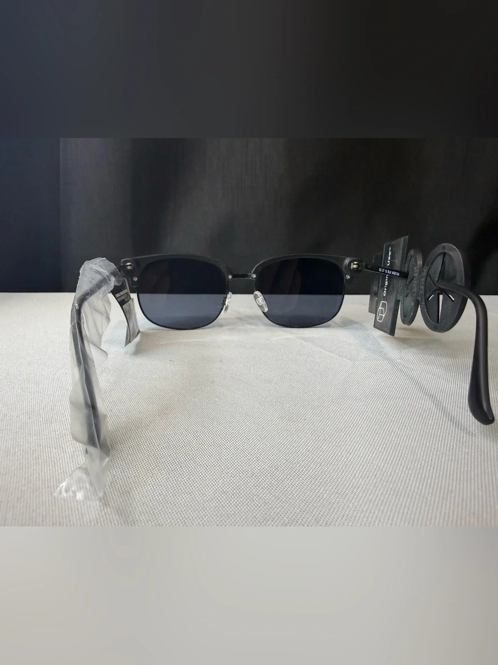 Original Use Stylish Black Adult Sunglasses - NWT